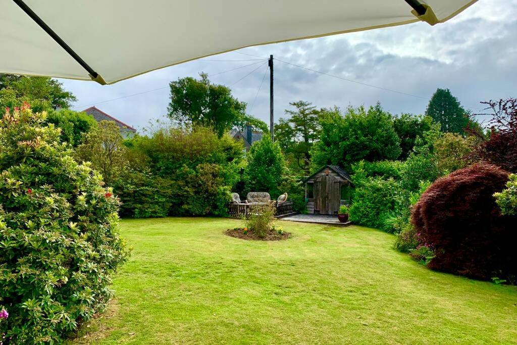 Hectors House Comfortable 4 Bed House In Mature Gardens Yelverton Exterior photo